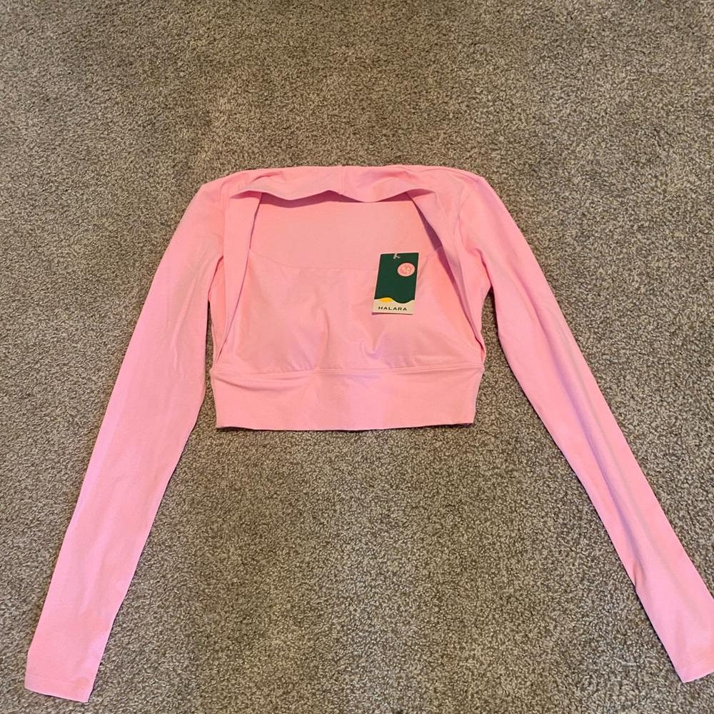 NWT Halara long sleeve cropped yoga top